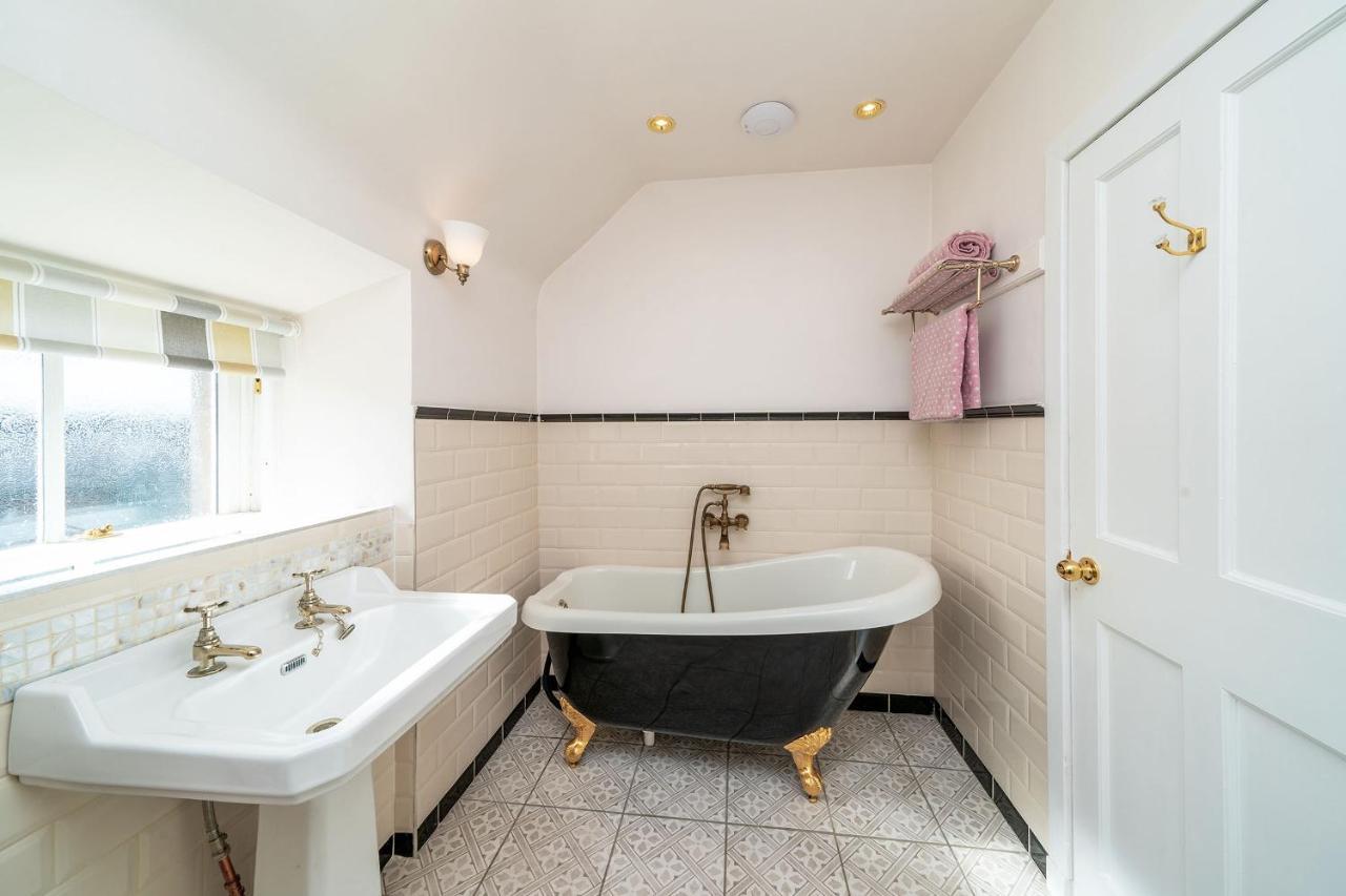 Thrums Cottage Кирримуир Экстерьер фото